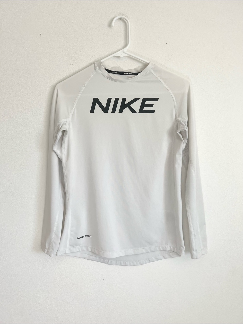 Nike Pro Kids Youth Dri Fit Long Sleeve Shirt White Large Training Athletic Top